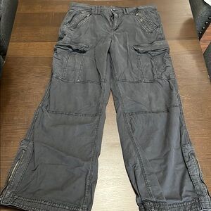 American Eagle Outfitters Straight Cargo Leg Pants - Black/Dark gray